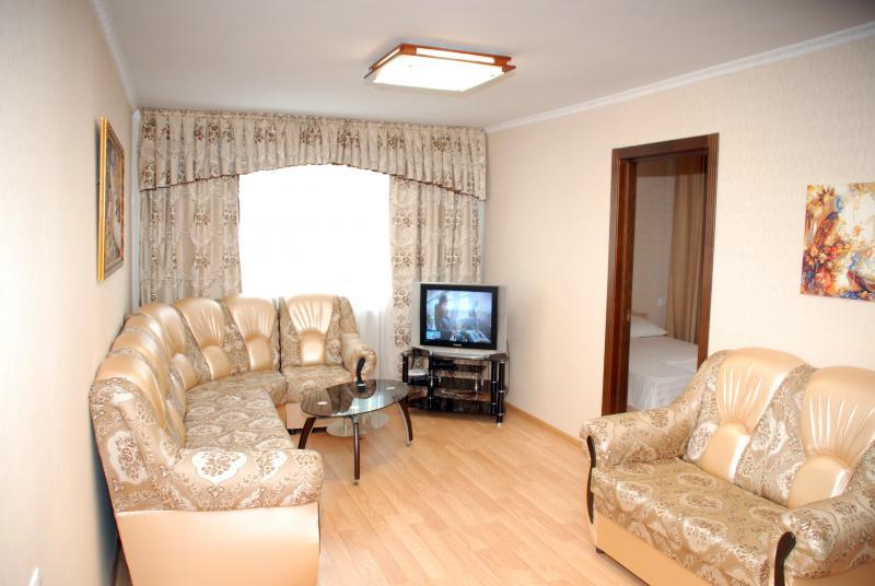 Сдам квартиру в районе (Турксибский): 2 комнатная квартира посуточно на Атакент 181 - снять квартиру на Nedvizhimostpro.kz