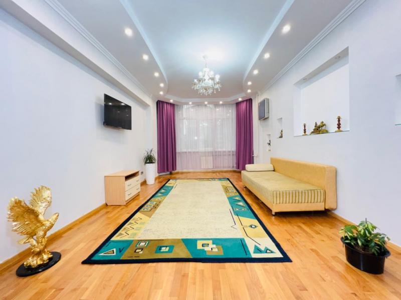 Продам квартиру в районе (Турксибский): 3 комнатная квартира в Тастак-2, Шевченко 148 - купить квартиру на Nedvizhimostpro.kz