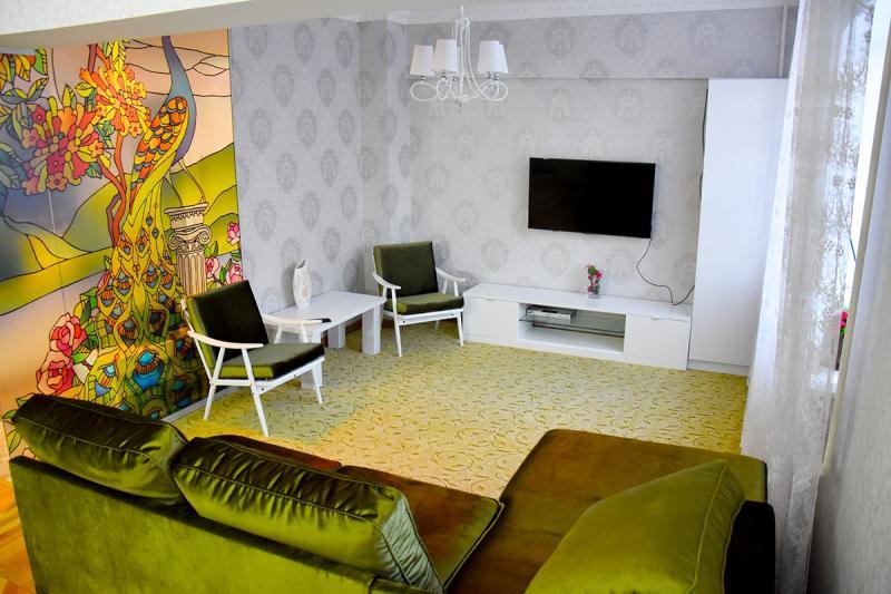 Продам квартиру в районе (Жетысуйский): 3 комнатная квартира на Калдаякова 59 - купить квартиру на Nedvizhimostpro.kz