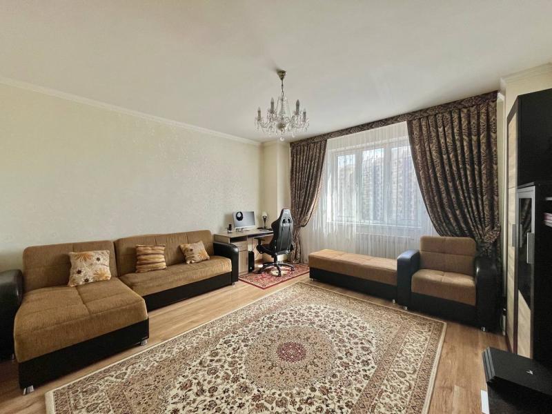 Продам квартиру в районе (Алматинcкий): 2 комнатная квартира на Кошкарбаева 40/1 - купить квартиру на Nedvizhimostpro.kz